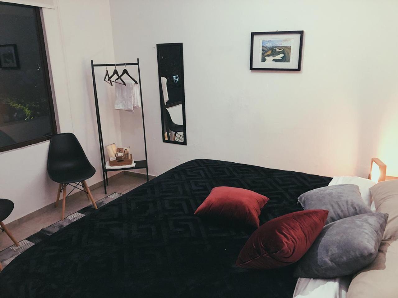 Hermosa habitación en el corazón de la ciudad en departamento compartido Guadalajara Exterior foto